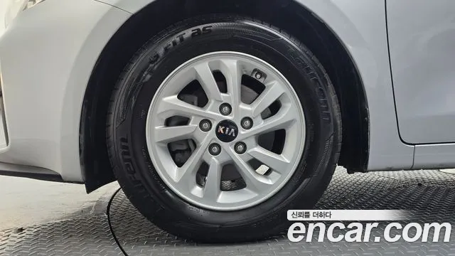 Kia K3 2018 thumb 4