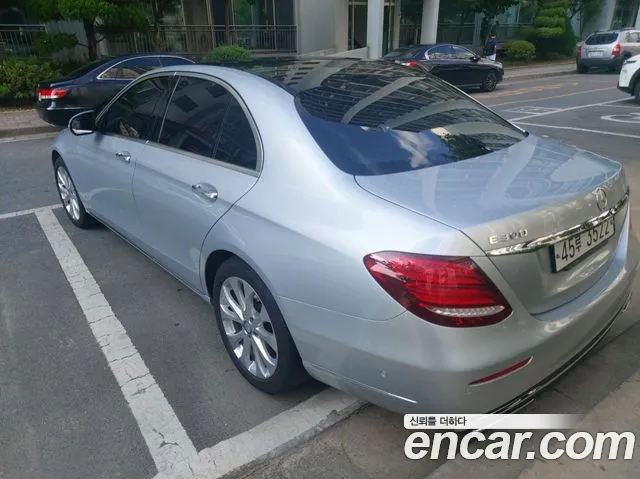 Mercedes-Benz E-Класс 2017 thumb 6
