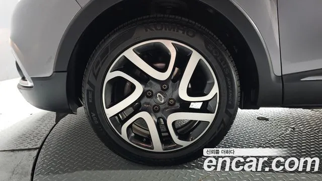 Renault-KoreaSamsung Captur 2015 thumb 4