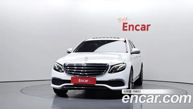 Mercedes-Benz E-Класс 2017 thumb 3