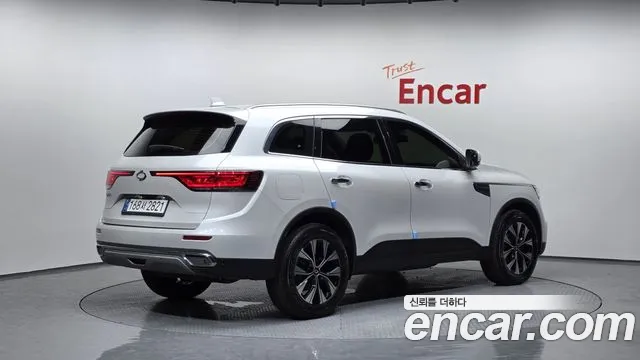 Renault-KoreaSamsung Koleos 2022 thumb 2