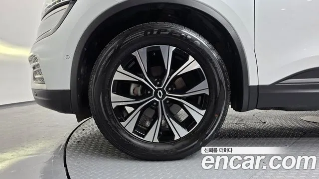 Renault-KoreaSamsung Koleos 2022 thumb 5