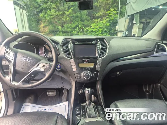 Hyundai Santa Fe 2014 thumb 9