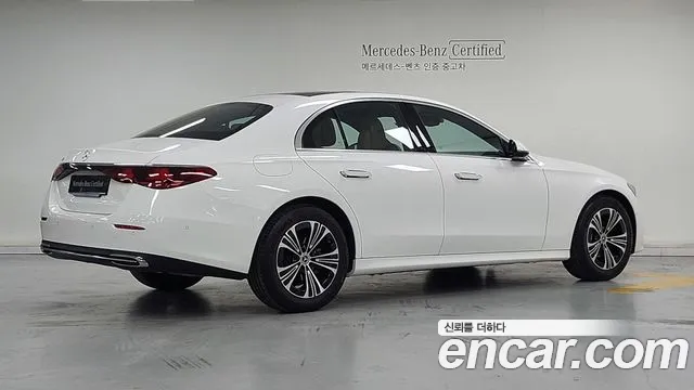 Mercedes-Benz E-Класс 2025 thumb 2
