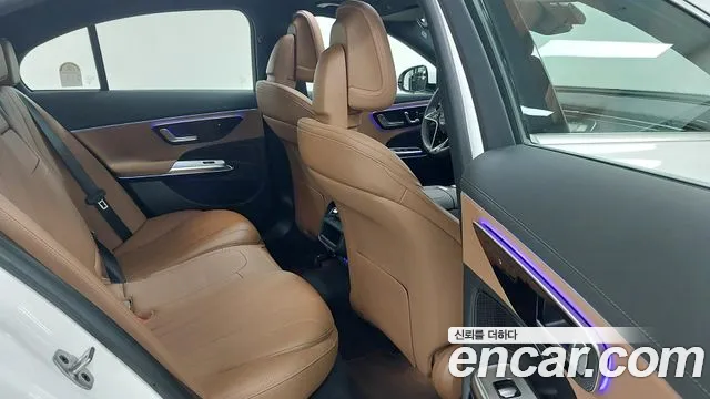 Mercedes-Benz E-Класс 2025 thumb 10