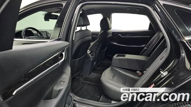Hyundai Grandeur 2017 thumb 11
