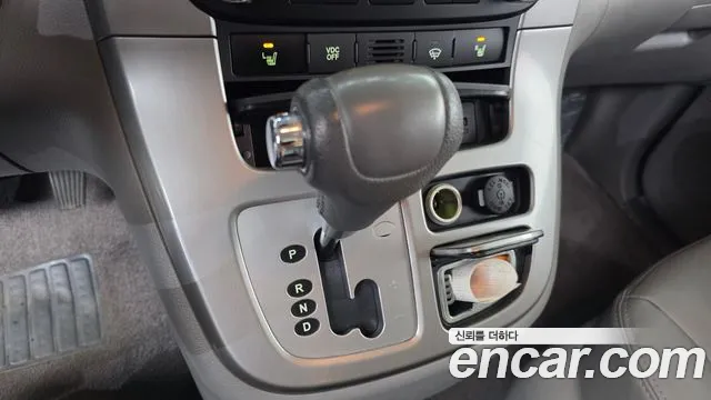 Kia Carnival 2013 thumb 9