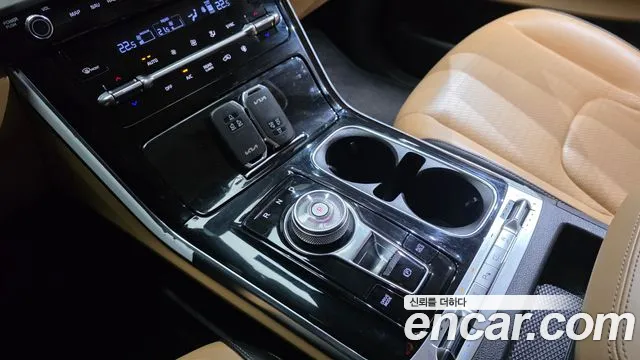 Kia Carnival 2022 thumb 9