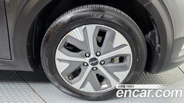 Kia Niro 2021 thumb 5