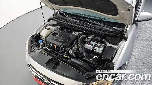 Hyundai Avante 2015 thumb 6