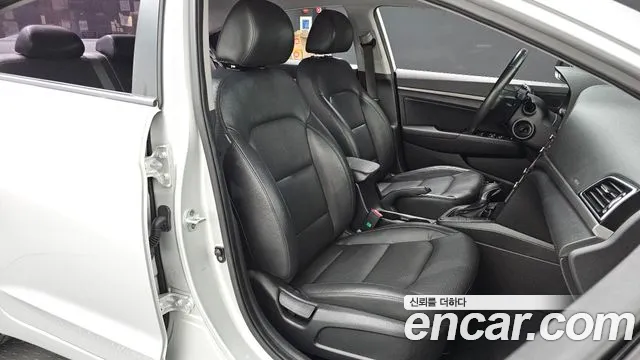 Hyundai Avante 2015 thumb 11