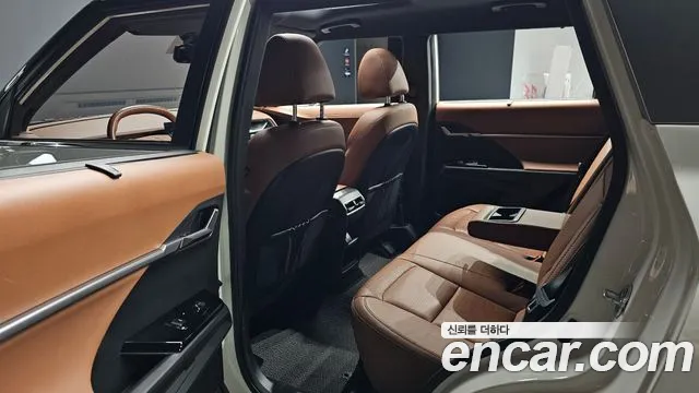 KG_Mobility_Ssangyong Torres 2022 thumb 12