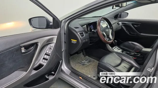 Hyundai Avante 2012 thumb 10