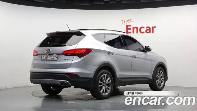 Hyundai Santa Fe 2014 thumb 2