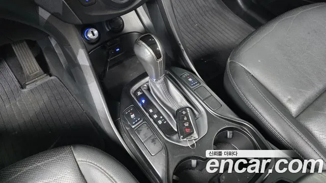 Hyundai Santa Fe 2014 thumb 9
