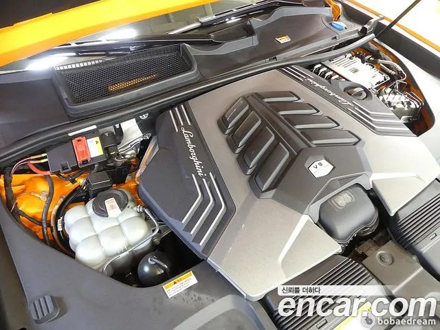 Lamborghini Urus 2021 thumb 5