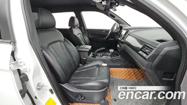 KG_Mobility_Ssangyong Rexton 2022 thumb 11