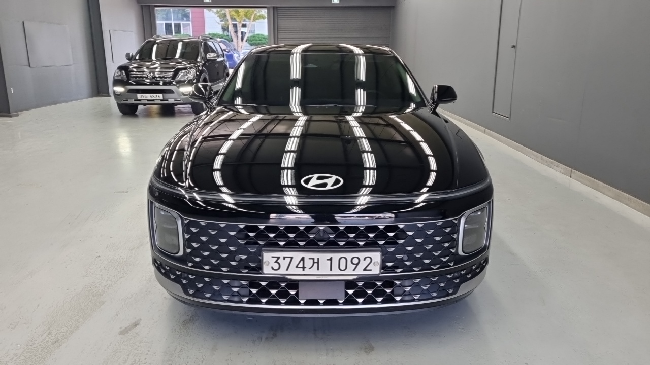 Hyundai Grandeur 2023 thumb 3
