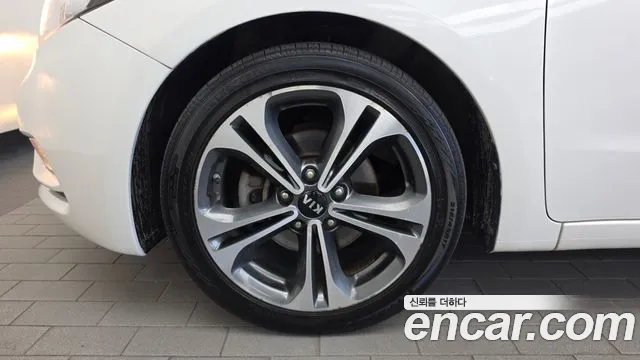 Kia K3 2015 thumb 5