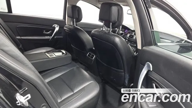 Renault-KoreaSamsung SM5 2014 thumb 12