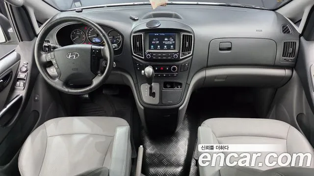 Hyundai Starex 2021 thumb 7