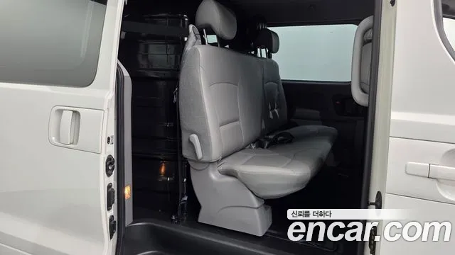 Hyundai Starex 2021 thumb 11