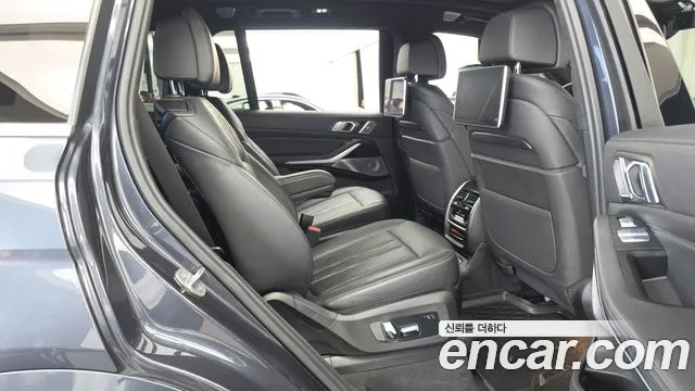 BMW X7 2020 thumb 12