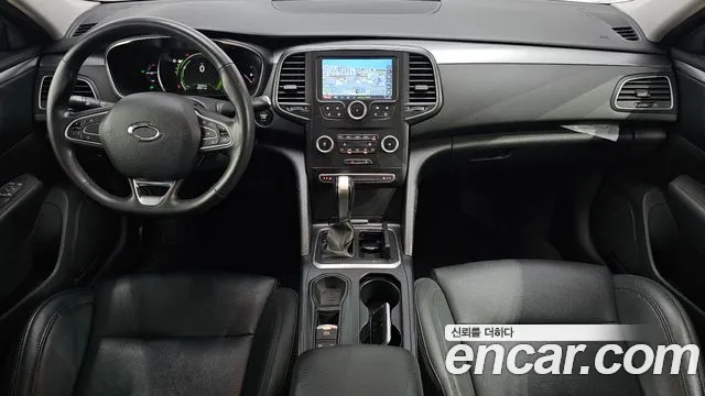 Renault-KoreaSamsung Megane 2019 thumb 7