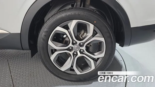Renault-KoreaSamsung Arkana 2020 thumb 5