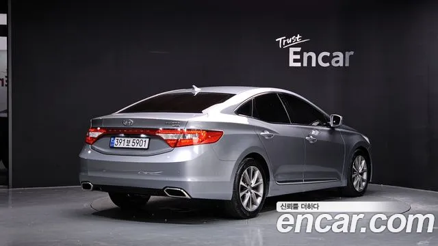 Hyundai Grandeur 2014 thumb 2