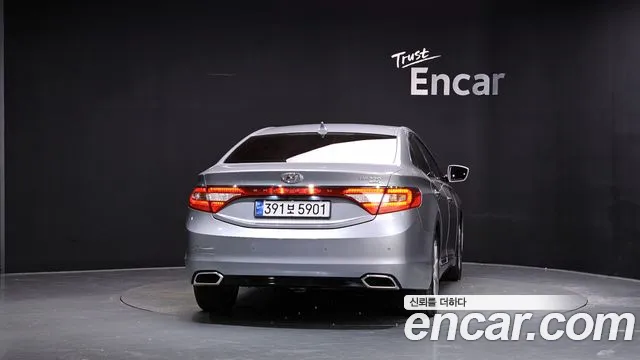 Hyundai Grandeur 2014 thumb 4