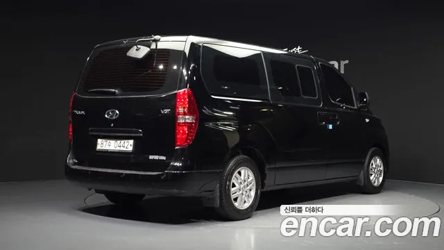 Hyundai Starex 2018 thumb 2