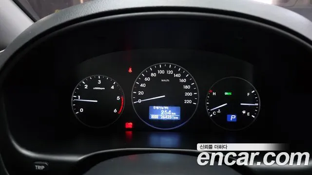 Hyundai Starex 2018 thumb 8