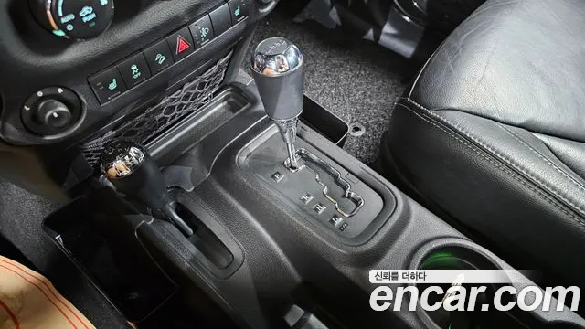Jeep Wrangler 2015 thumb 9