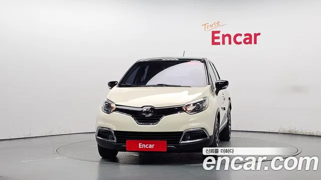 Renault-KoreaSamsung Captur 2014 thumb 2