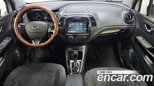 Renault-KoreaSamsung Captur 2014 thumb 6