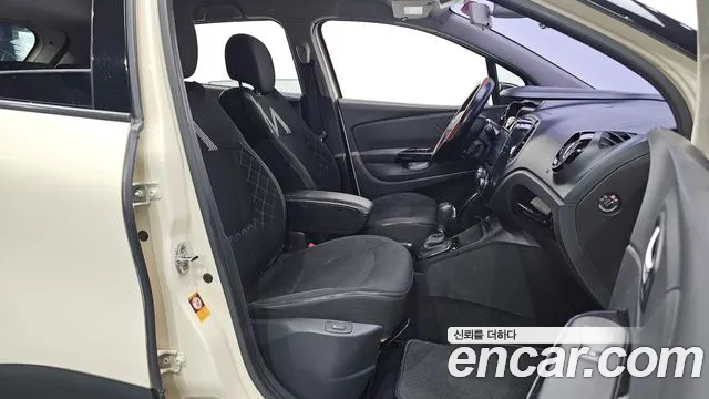 Renault-KoreaSamsung Captur 2014 thumb 9