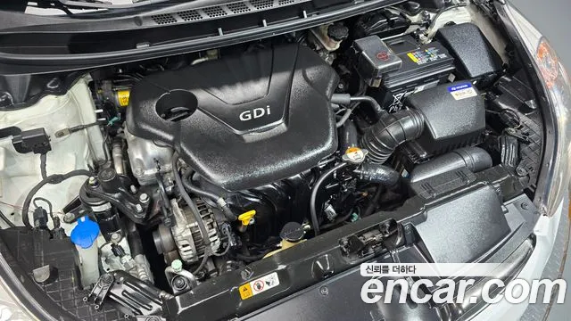 Hyundai Avante 2011 thumb 6