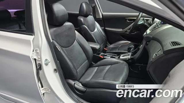 Hyundai Avante 2011 thumb 12
