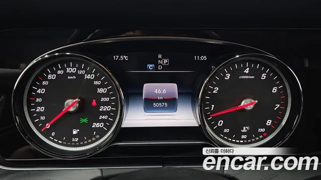 Mercedes-Benz E-Класс 2017 thumb 8