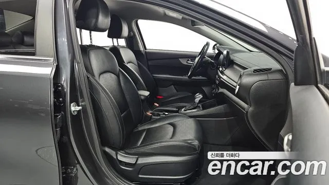 Kia K3 2019 thumb 10