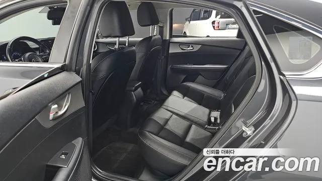 Kia K3 2019 thumb 12