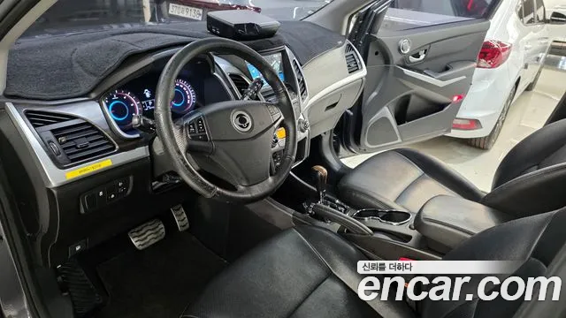 KG_Mobility_Ssangyong KORANDO 2015 thumb 10