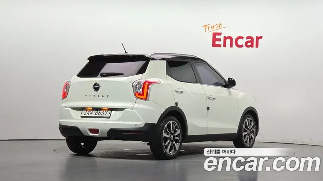 KG_Mobility_Ssangyong TIBOLI 2015 thumb 2