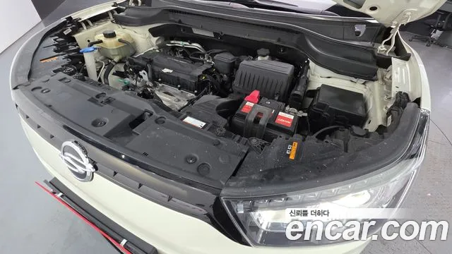 KG_Mobility_Ssangyong TIBOLI 2015 thumb 6