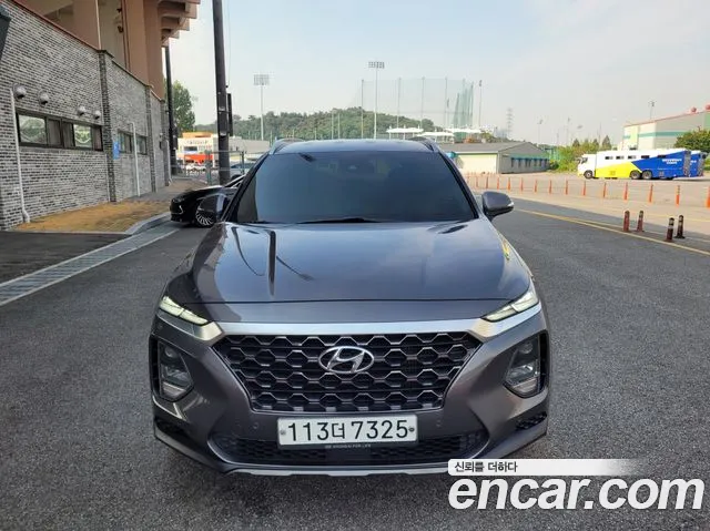 Hyundai Santa Fe 2019 thumb 2