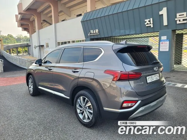 Hyundai Santa Fe 2019 thumb 3