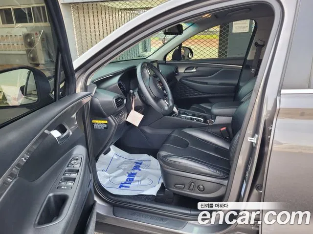 Hyundai Santa Fe 2019 thumb 7