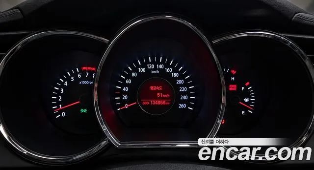 Kia K5 2012 thumb 8
