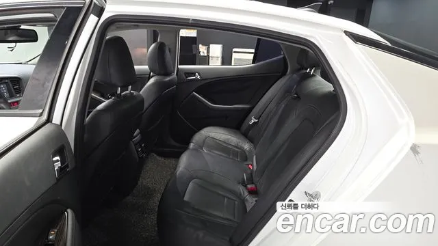 Kia K5 2012 thumb 12